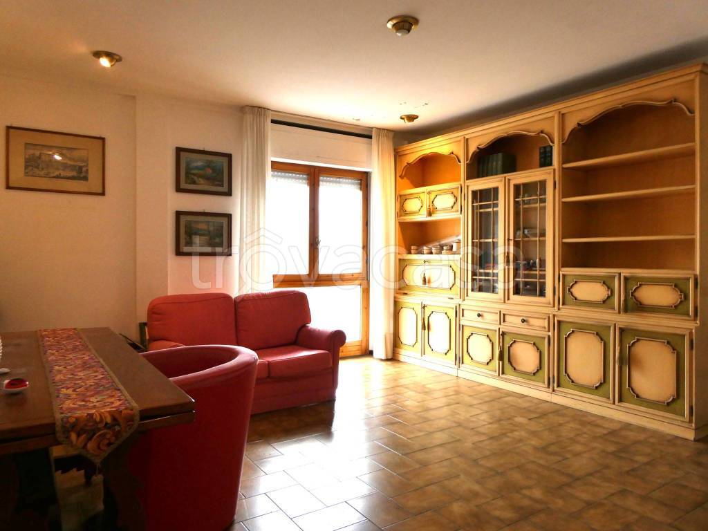 appartamento in vendita ad Empoli in zona Serravalle