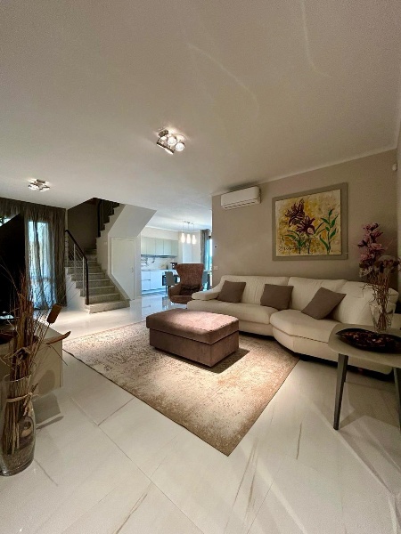 appartamento in vendita ad Empoli in zona Serravalle