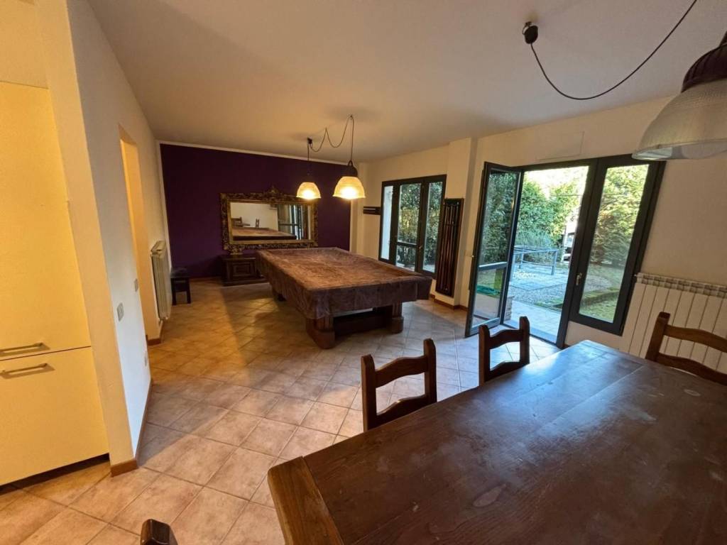 casa indipendente in vendita ad Empoli in zona Brusciana
