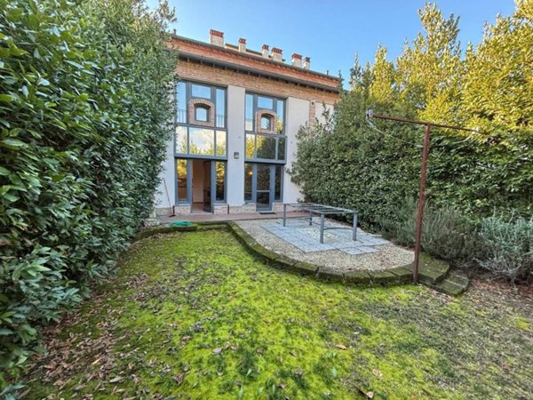 casa indipendente in vendita ad Empoli in zona Brusciana