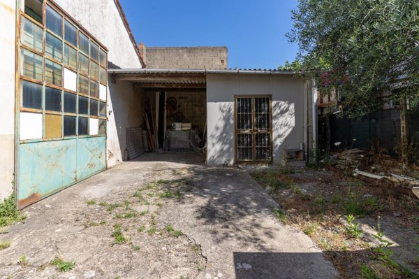 casa indipendente in vendita ad Empoli in zona Pontorme