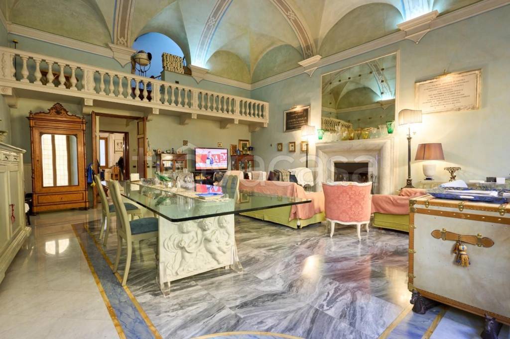 negozio in vendita ad Empoli