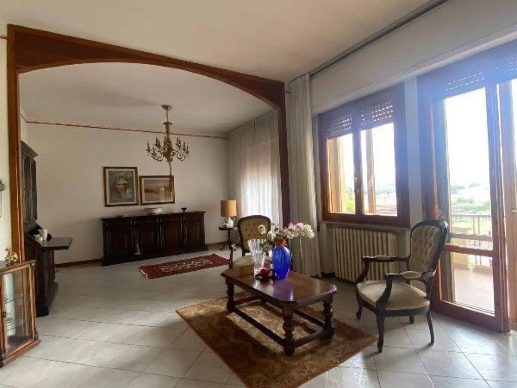 appartamento in vendita ad Empoli in zona Villanuova