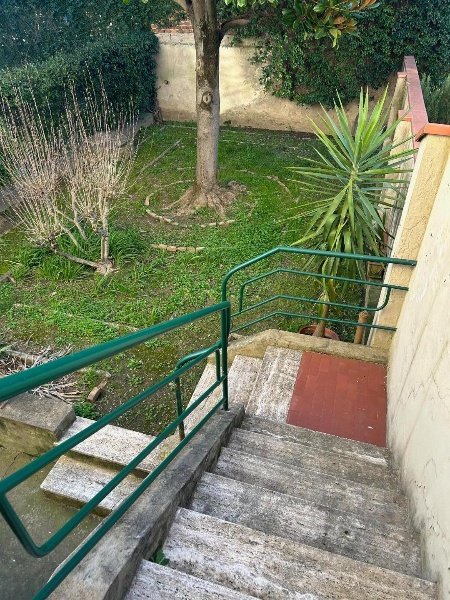 intera palazzina in vendita ad Empoli