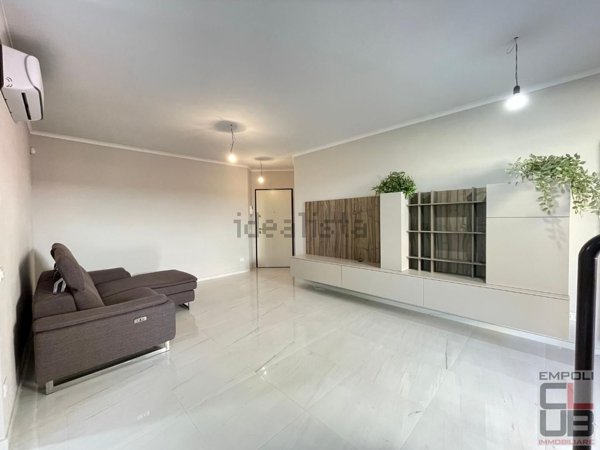 appartamento in vendita ad Empoli in zona Serravalle