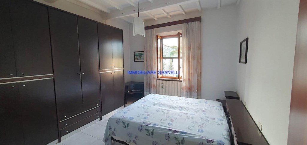 appartamento in vendita ad Empoli in zona Avane