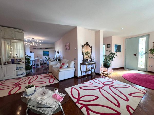 casa indipendente in vendita ad Empoli