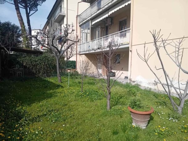 appartamento in vendita ad Empoli in zona Avane