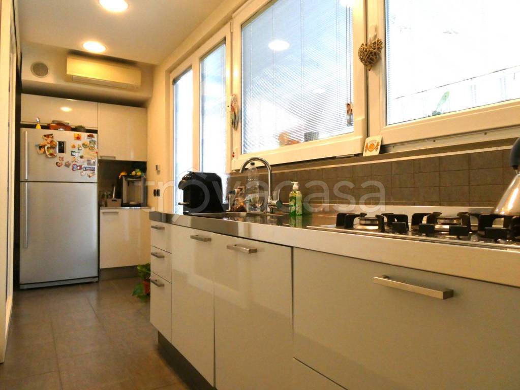 casa indipendente in vendita ad Empoli in zona Ponzano