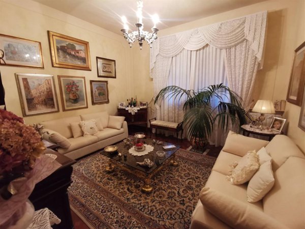 casa indipendente in vendita ad Empoli