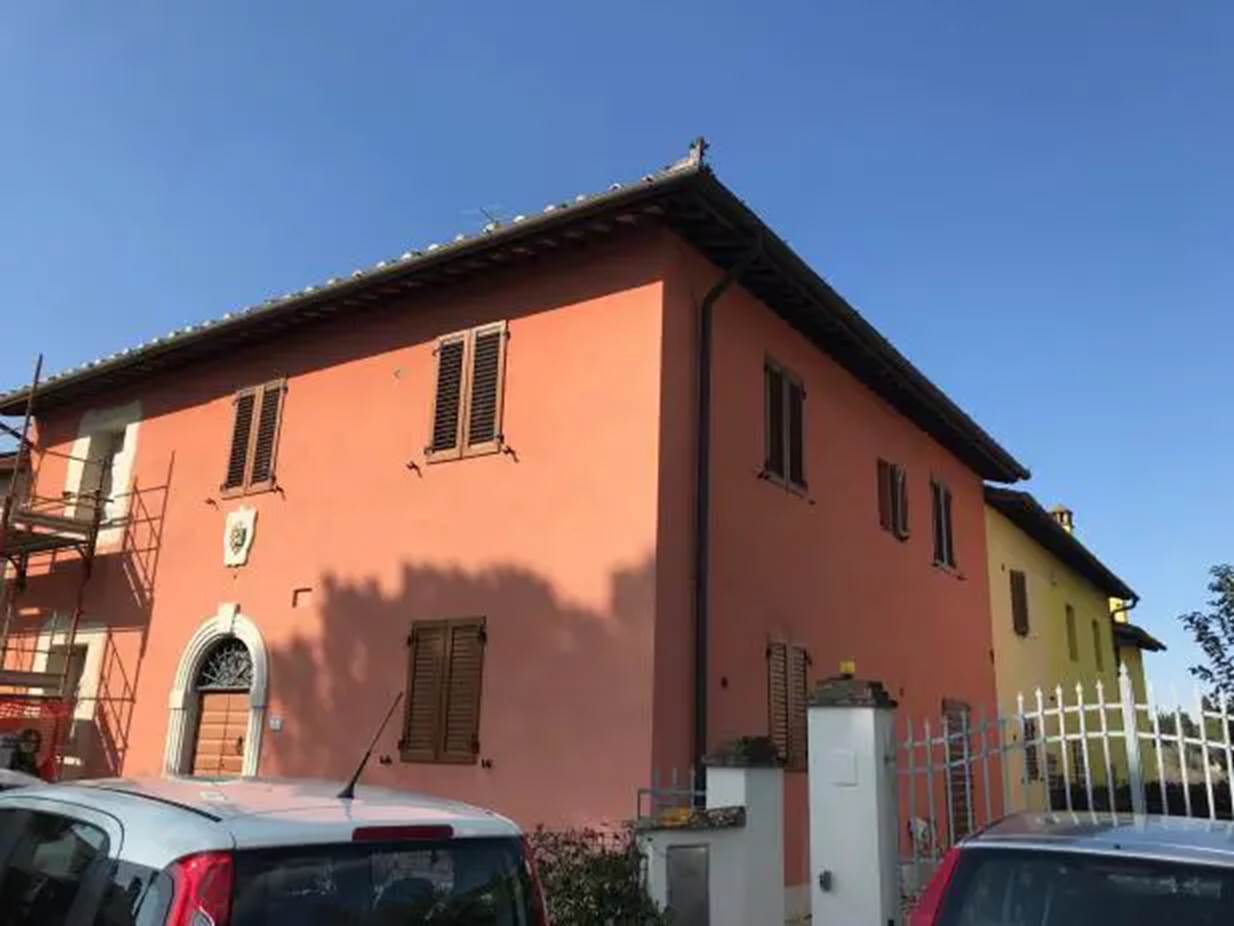 casa indipendente in vendita ad Empoli in zona Corniola