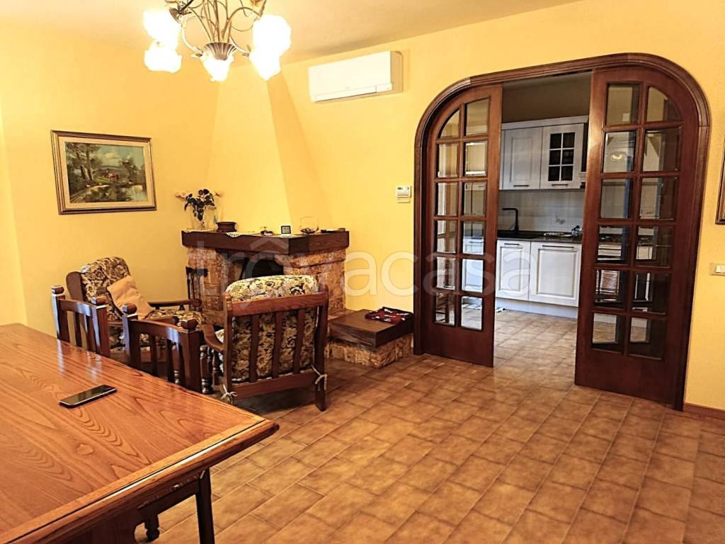 appartamento in vendita ad Empoli in zona Serravalle