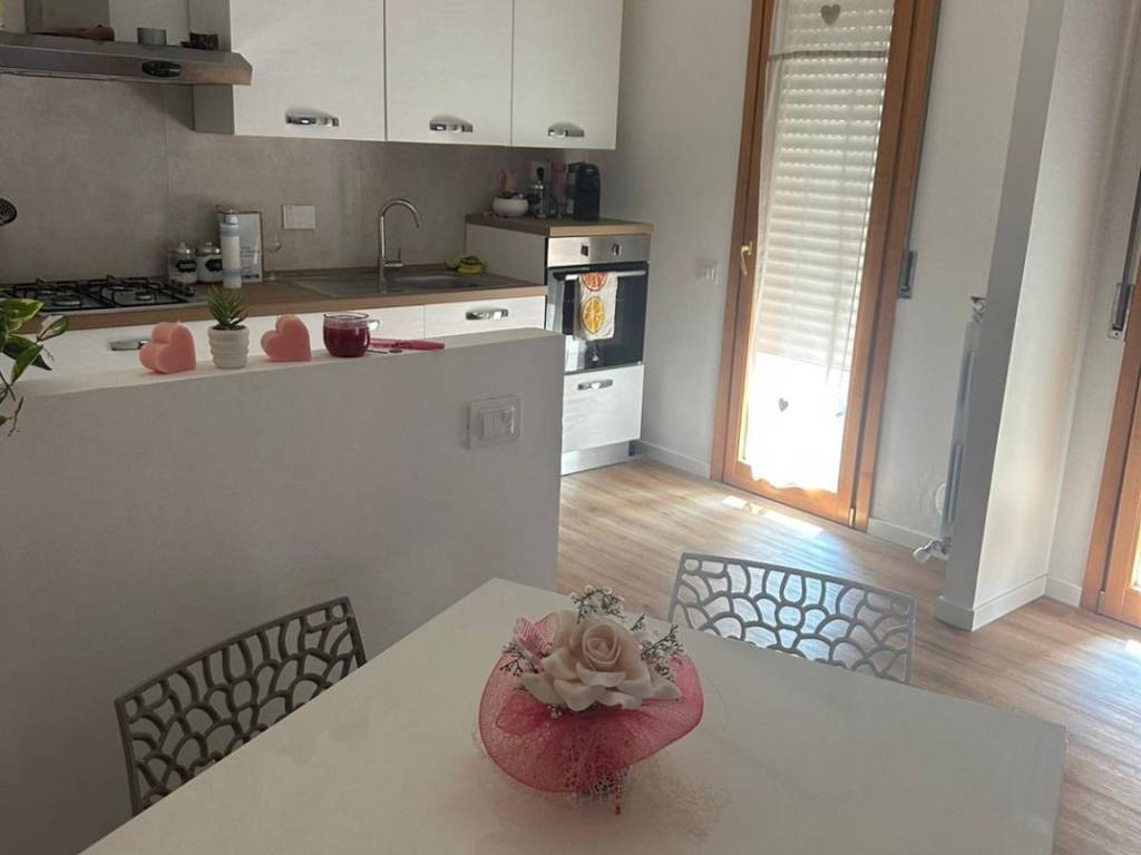 appartamento in vendita ad Empoli in zona Serravalle