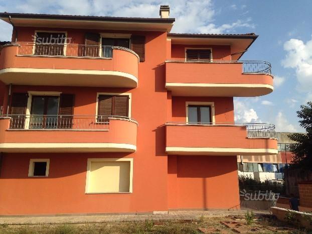 appartamento in vendita ad Empoli in zona Brusciana