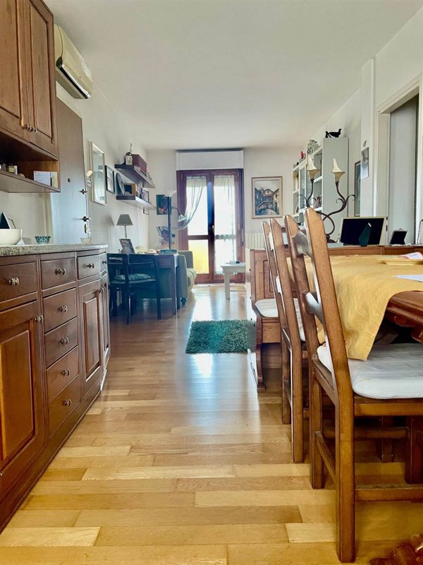 appartamento in vendita ad Empoli in zona Serravalle