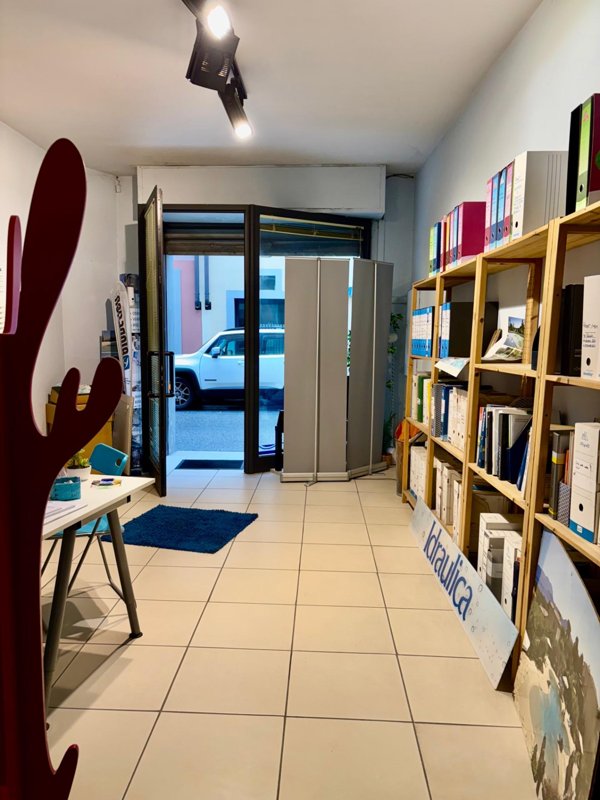 locale commerciale in vendita ad Empoli in zona Centro Storico