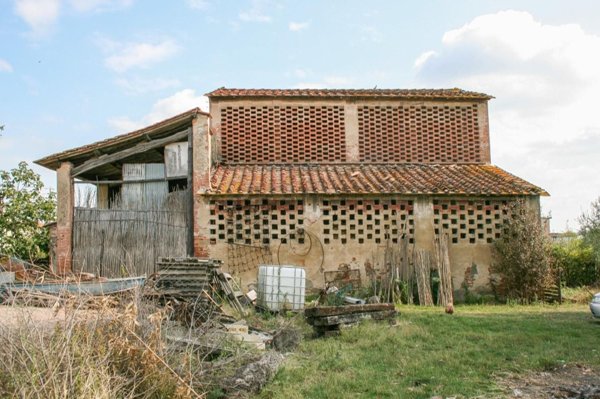 casale in vendita ad Empoli in zona Serravalle