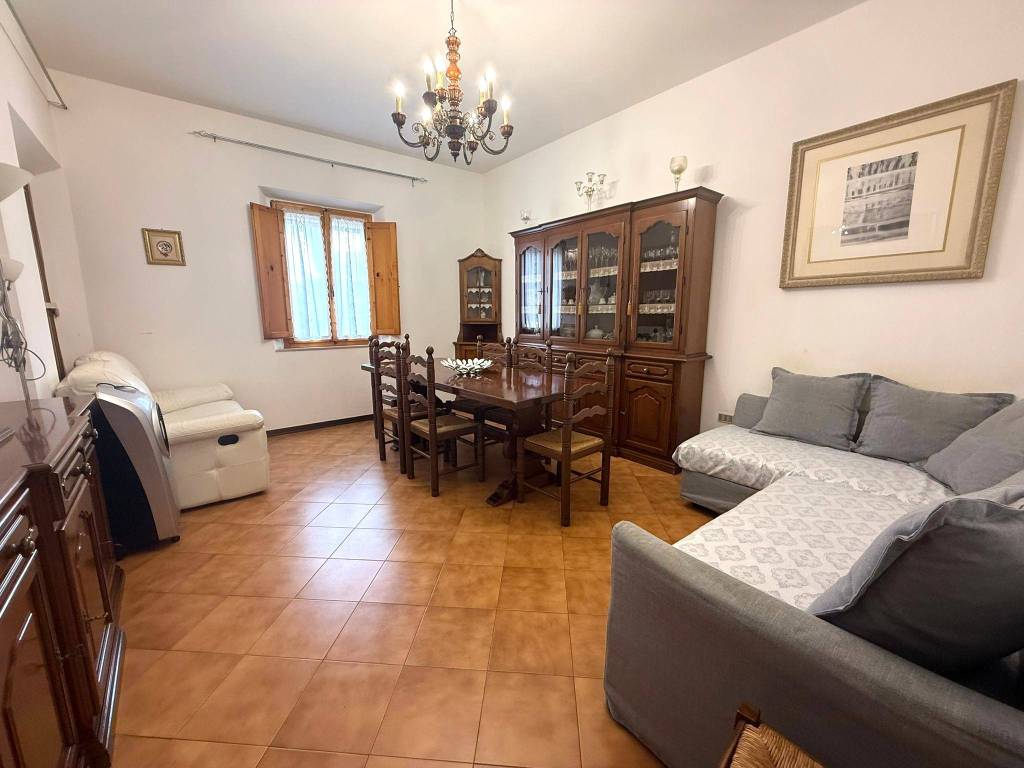 appartamento in vendita ad Empoli in zona Ponzano
