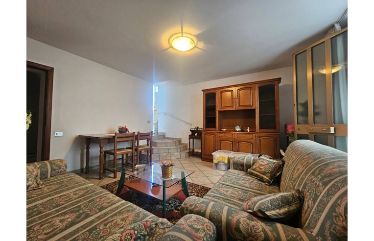 casa indipendente in vendita ad Empoli in zona Pozzale