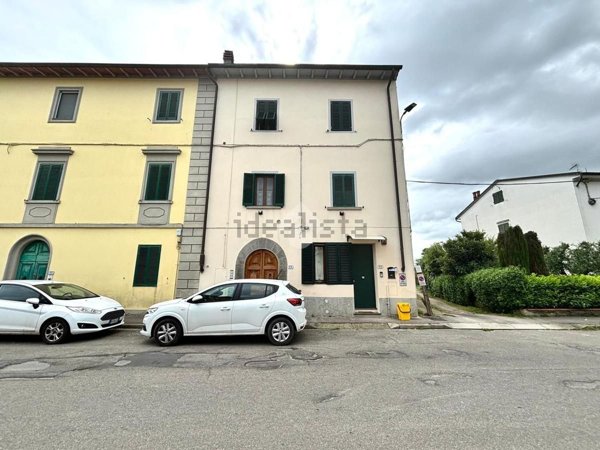 appartamento in vendita ad Empoli in zona Pozzale