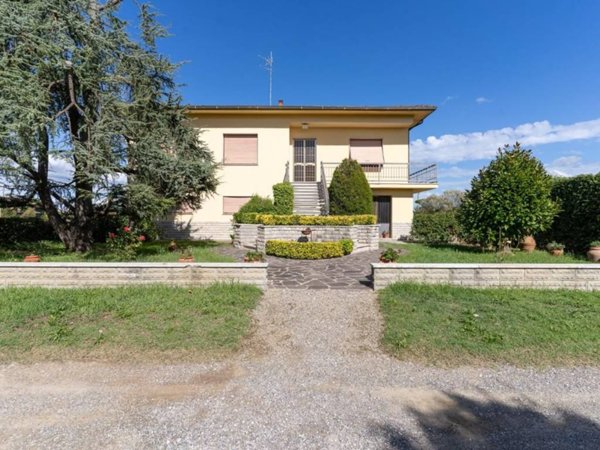 casa indipendente in vendita ad Empoli in zona Brusciana