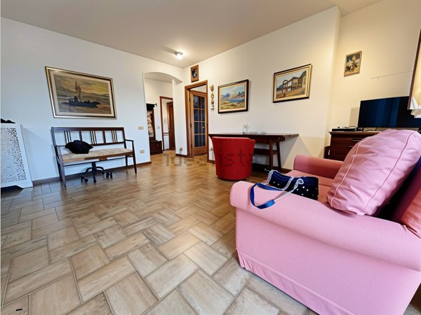 appartamento in vendita ad Empoli in zona Serravalle