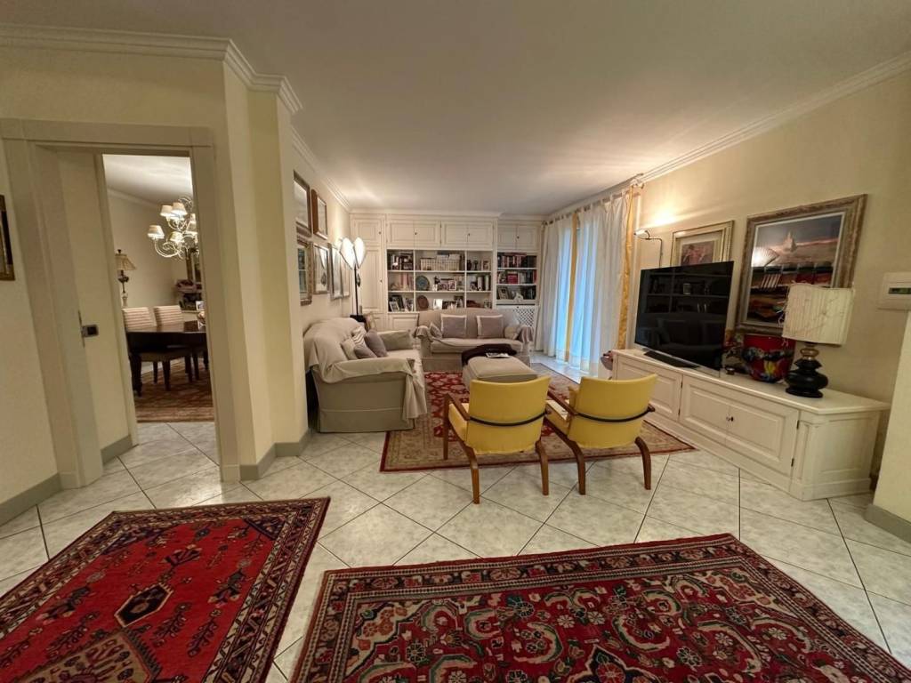 casa indipendente in vendita ad Empoli in zona Carraia