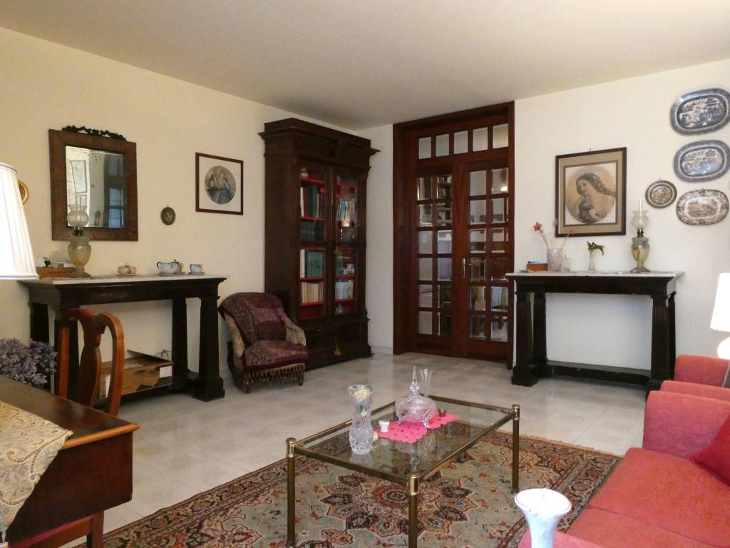 appartamento in vendita ad Empoli in zona Serravalle