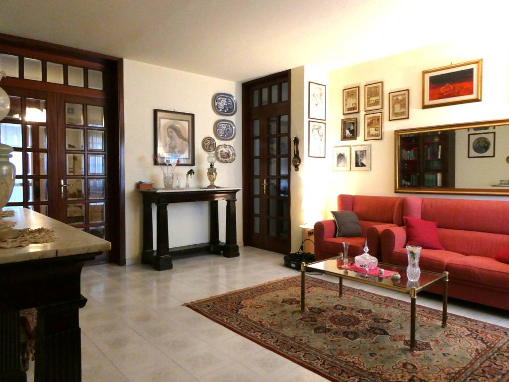 appartamento in vendita ad Empoli in zona Serravalle
