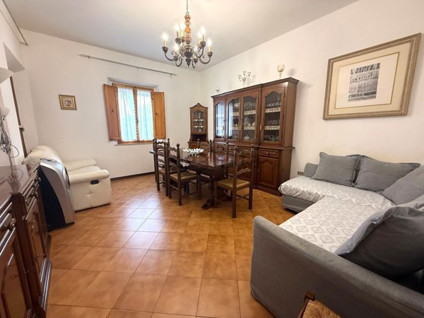 appartamento in vendita ad Empoli in zona Ponzano