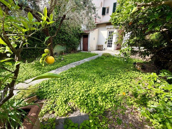 intera palazzina in vendita ad Empoli