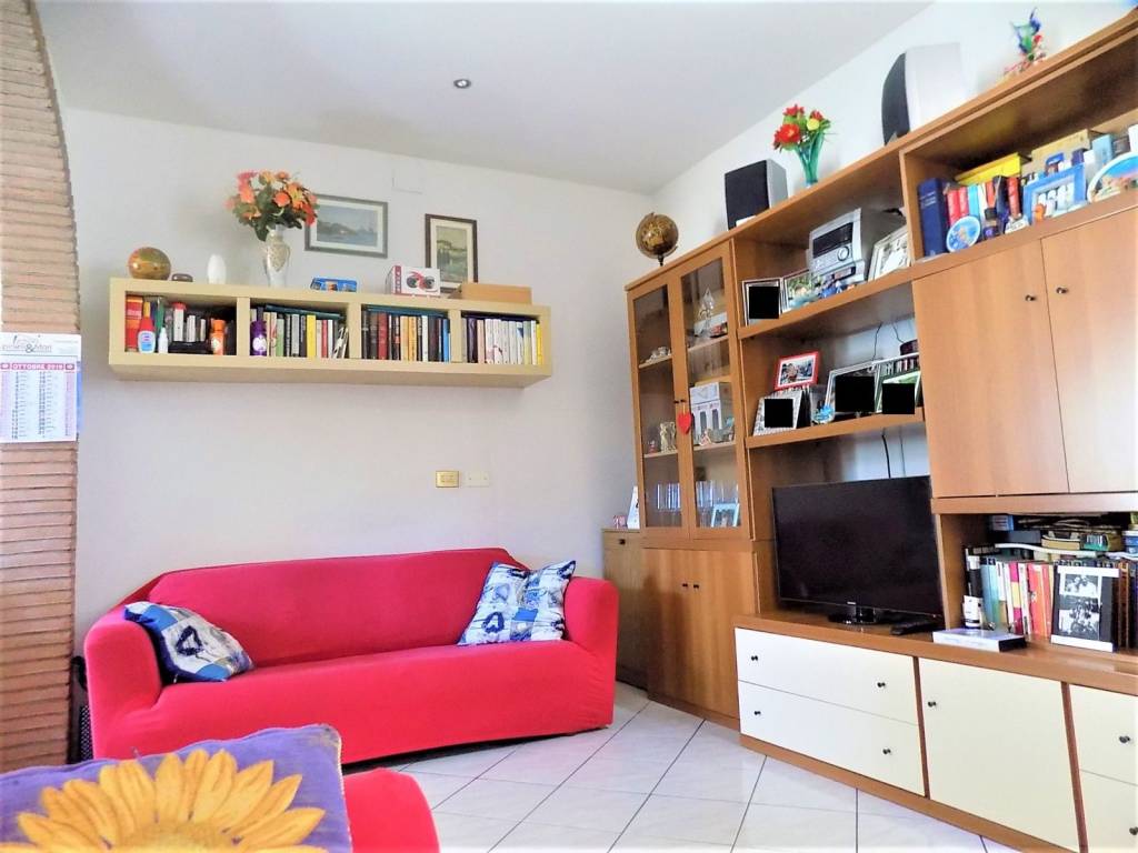 appartamento in vendita ad Empoli in zona Pontorme