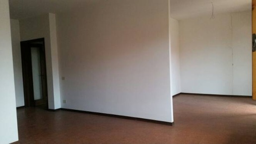 appartamento in vendita ad Empoli in zona Serravalle