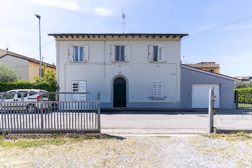 casa indipendente in vendita ad Empoli in zona Ponzano