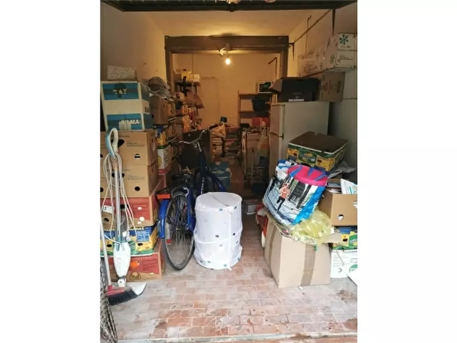 negozio in vendita ad Empoli