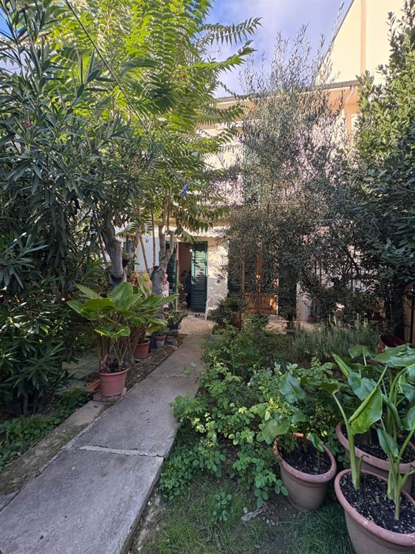casa indipendente in vendita ad Empoli