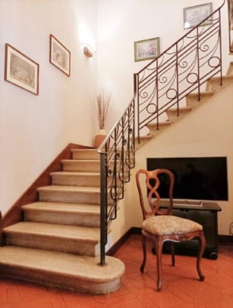 casa indipendente in vendita ad Empoli in zona Serravalle