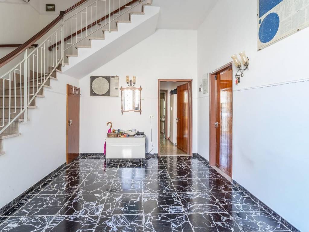 casa indipendente in vendita ad Empoli in zona Ponzano