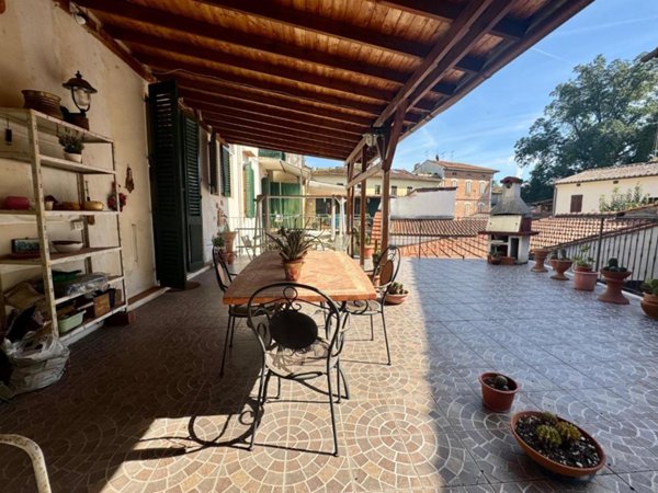 appartamento in vendita ad Empoli in zona Centro Storico