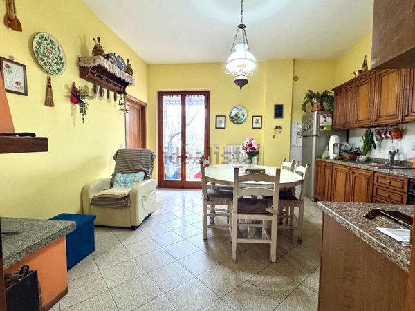 appartamento in vendita ad Empoli in zona Ponzano