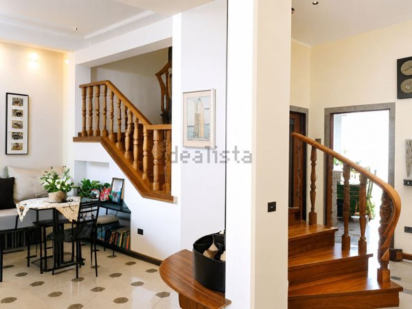 casa indipendente in vendita ad Empoli in zona Serravalle