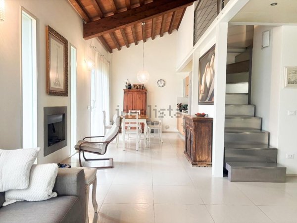 casa indipendente in vendita ad Empoli