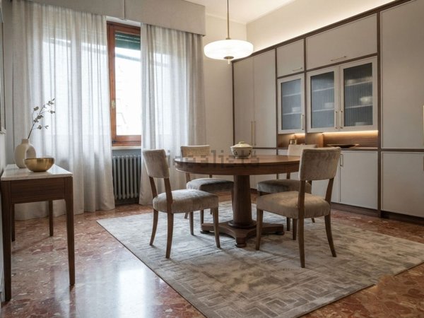 casa indipendente in vendita ad Empoli in zona Centro Storico