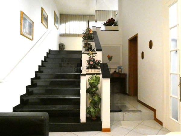 appartamento in vendita ad Empoli in zona Pozzale