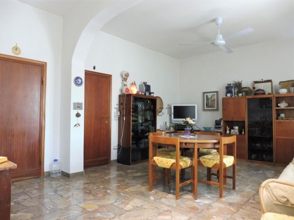 casa indipendente in vendita ad Empoli in zona Pontorme