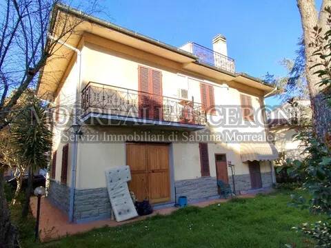 casa indipendente in vendita ad Empoli in zona Ponzano