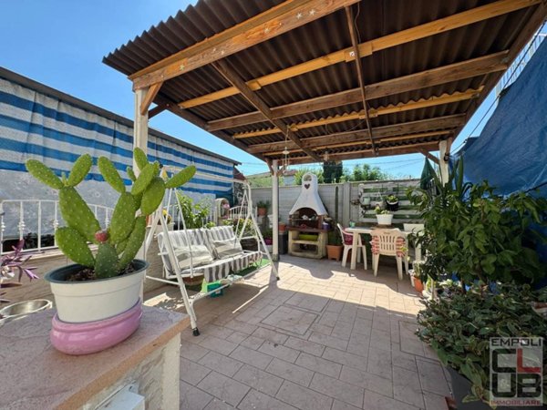 casa indipendente in vendita ad Empoli in zona Ponzano