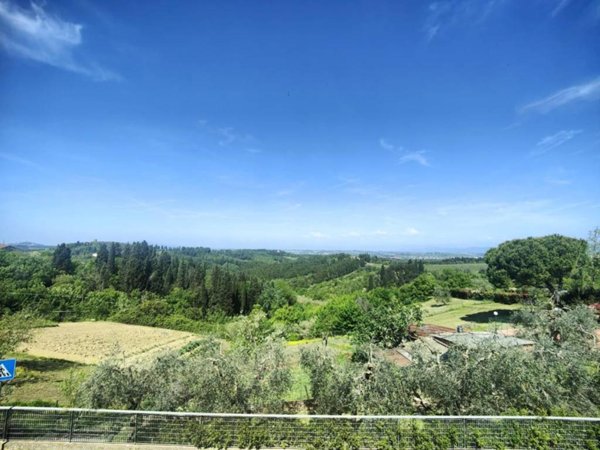 casa indipendente in vendita ad Empoli in zona Monterappoli