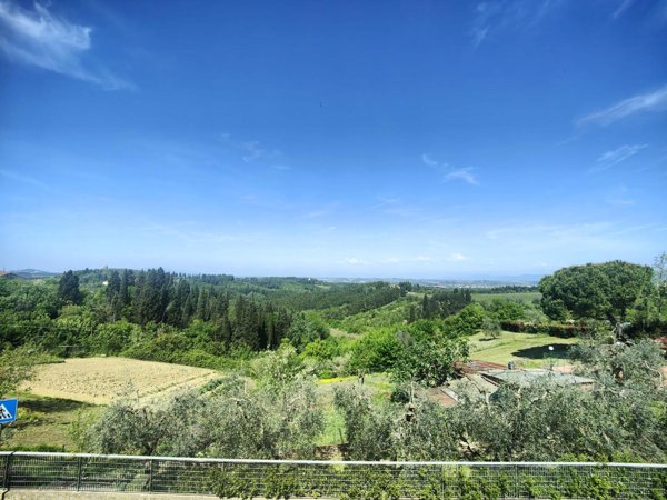 casa indipendente in vendita ad Empoli in zona Monterappoli