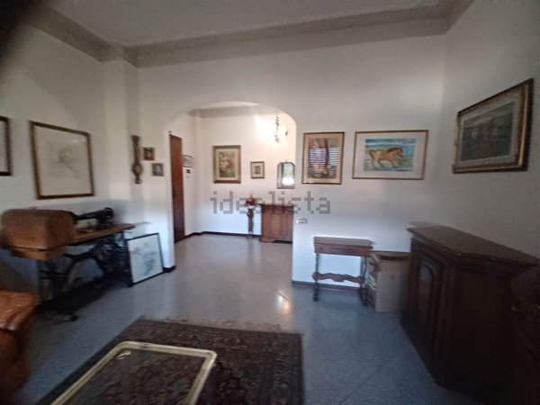 appartamento in vendita ad Empoli in zona Avane